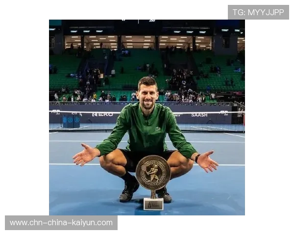 德约科维奇发球直得展现统治力